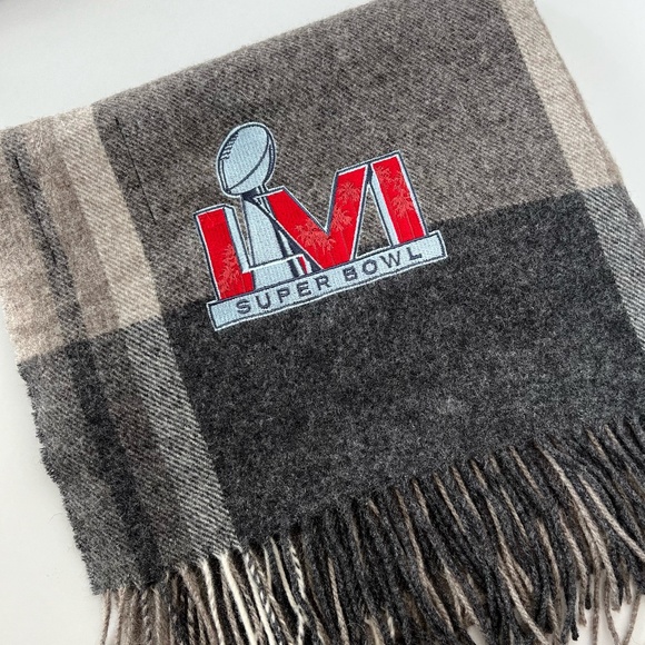 Super Bowl LVI Los Angeles Rams vs Cincinnati Bengals Scarf w/Super Bowl Patch - Picture 1 of 10